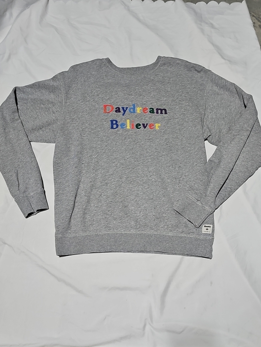 #B20 Roots Sweater as is sz small p2p20 L24